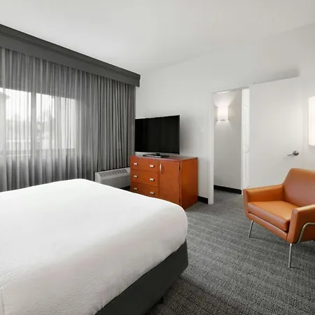 Courtyard By Marriott Atlanta Duluth/ Gwinnett Place Exterior photo