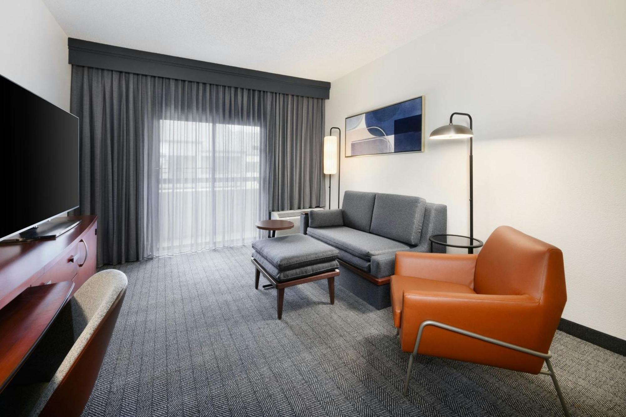 Courtyard By Marriott Atlanta Duluth/ Gwinnett Place 3*